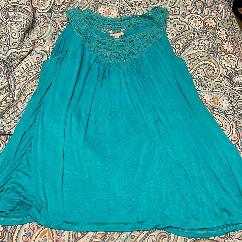 DressBarn crochet sleeve tank top sz 2x